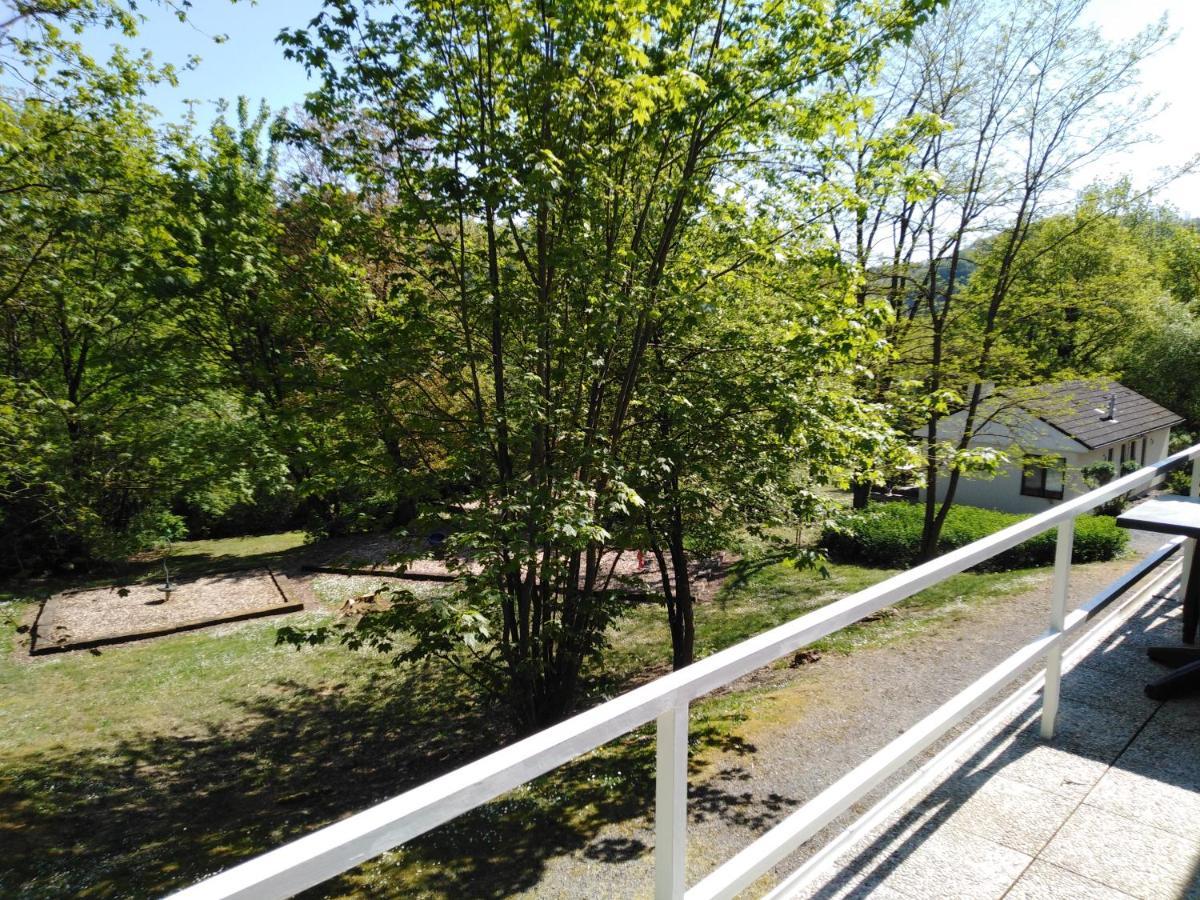 Villa Au repaire des écureuils Waulsort Esterno foto